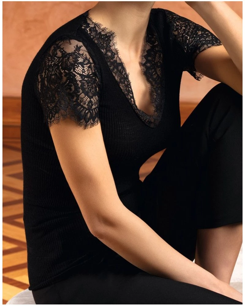 Top Manches Courtes Bien-ĂȘtre Lise Charmel Plaisir Caresse (Noir)